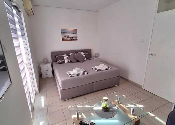 Διαμέρισμα Din Ljubic Mimice